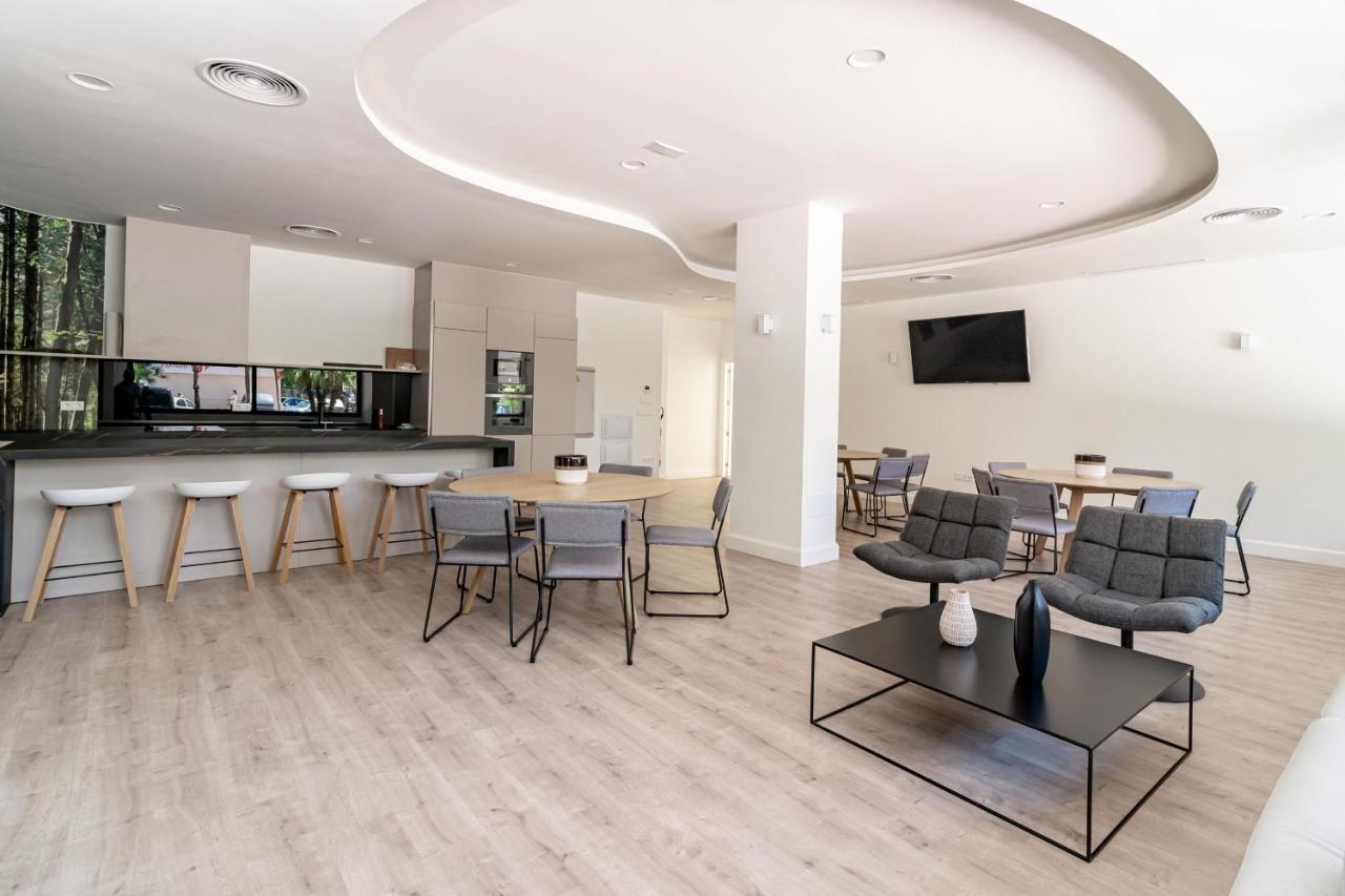 Inf32L- Modern City Apartment, Families Only Estepona Zewnętrze zdjęcie